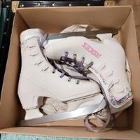 pattini per ghiaccio roces