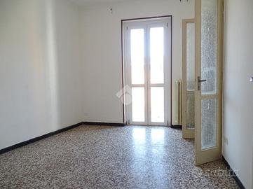 2 LOCALI A ALESSANDRIA