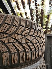 205 50 R 17 93v M+S Toyo Snow OBSERVE S 944 FORD 