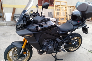 Yamaha traiser 9 Gt come nuova,staffa più bauletto