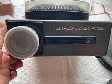 PROIETTORE DIA KODAK  CAROUSEL S-AV2000