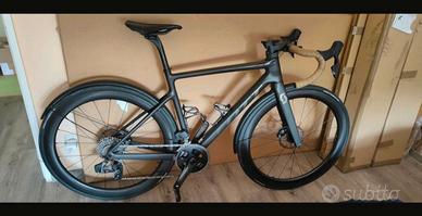 Scott Addict rc10 Sram Rival axs 12v