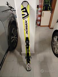 sci, bastoncini e casco 