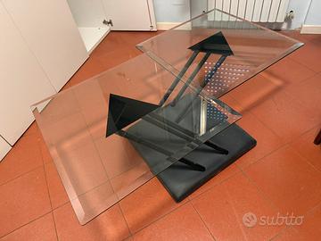 tavolo in vetro e ferro di design
