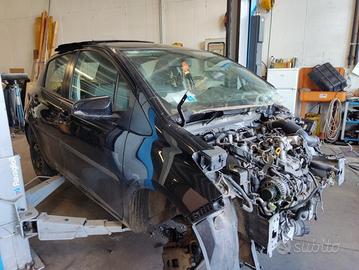 Ricambi TOYOTA YARIS 1364cc diesel del 2013