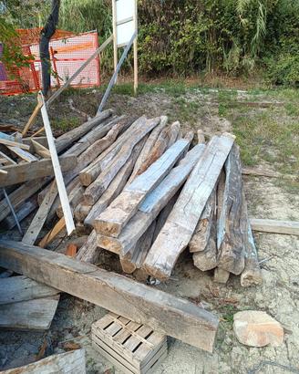antiche travi in legno