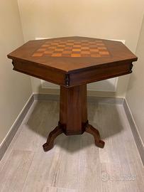 Tavolo legno massiccio con scacchiera