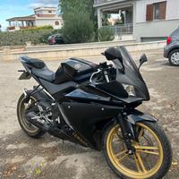 Yamaha YZF R125 - 2010