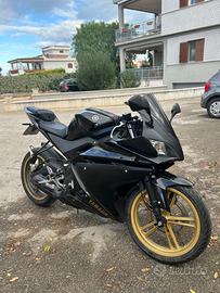 Yamaha YZF R125 - 2010