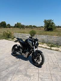 Honda cb125r