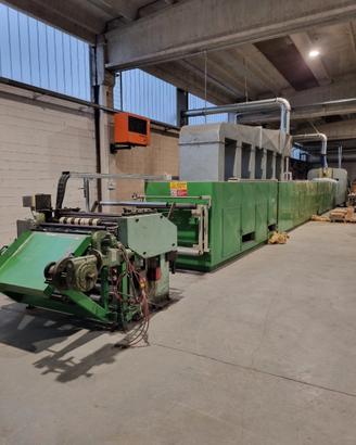 Linea spalmatura vernice per campionari