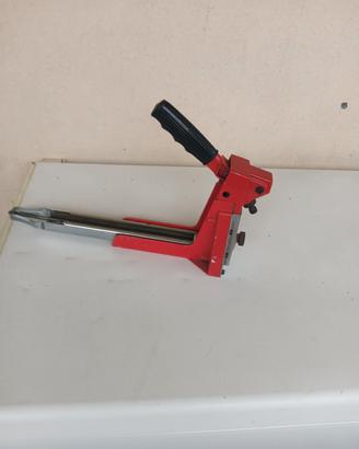 Graffatrice per scatoloni usata