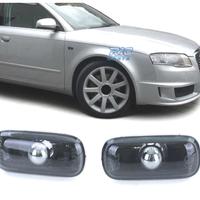 FRECCIE LATERALI PER AUDI A4 00-04 VETRO CHIARO NE
