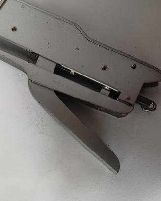 cucitrice Zenith 548 E