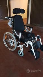 Carrozzina polifunzionale per disabili