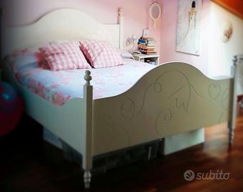 Letto matrimoniale shabby chic