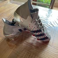 Scarpe da calcio Adidas predator