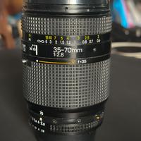 Nikon Nikkor 35-70mm 1:2.8 (manca switch per macro