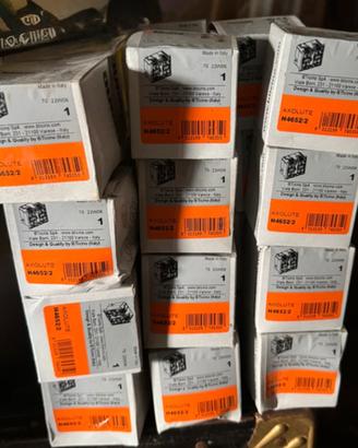 Stock 30 moduli BTicino Axolute H46522 nuovi