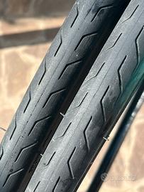 Copertoni 700x28 rinforzati