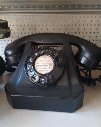 Telefono Vintage in Bachelite Nera Anni '40/'50 - 