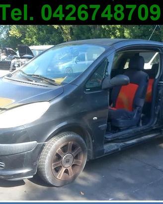Ricambi usati PEUGEOT 1007 1.4 16V 65KW- NO MOTORE