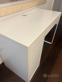 Scrivania Ikea bianca 105x50