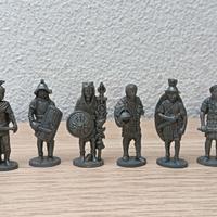 Lotto Serie Soldatini Kinder Romani Ferrero anni 7