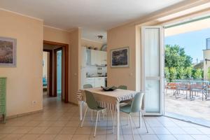 Bilocale con ampio terrazzo