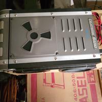 amplificatore per auto 