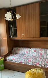 Armadio con  divano a letto