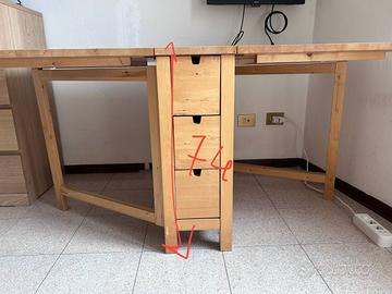 Scrivania Ikea richiudibile