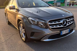 Mercedes GLA
