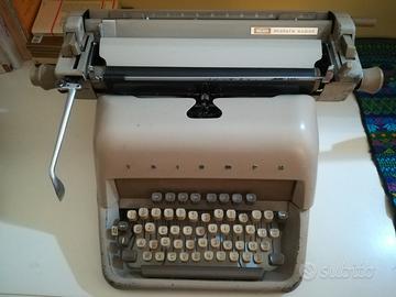 Macchina da scrivere Triumph Matura Super anni 50