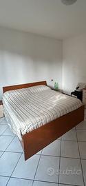 Struttura letto matrimoniale