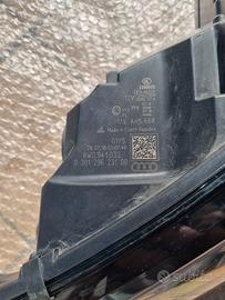 AUDI A4 Avant - Faro Anteriore  Originale FULL LED