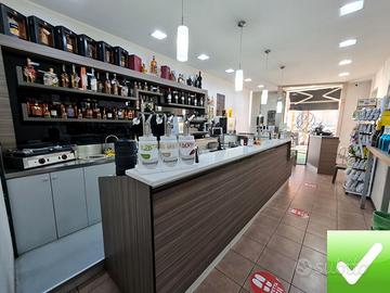 Attività Avviata Di Bar Con Dehor, Arredi e Access