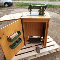 mobile macchina da cucire 