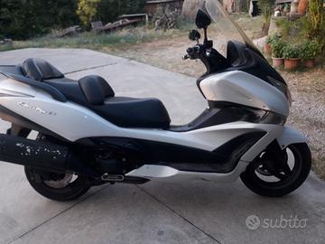 Honda silver wing 400