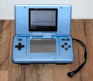 NINTENDO DS + R4