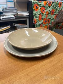 Set 24 piatti lisci e fondi Novità Home