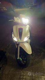 Medley 125 abs 2020