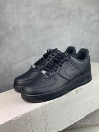 NIKE AF1 nere EU37.5