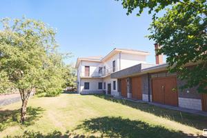 VILLA SINGOLA A CASSANO MAGNAGO