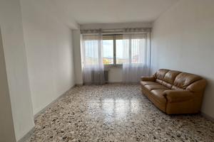Ampio appartamento in centro con ascensore