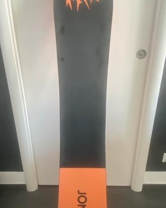 Snowboard jones rally cat 154