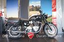 triumph-bonneville-t120-valigie-laterali-pochi-k