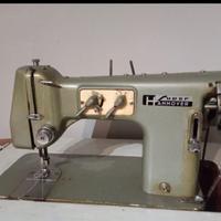 Macchina da cucire antica marchio Hannover