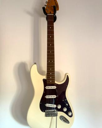 Squier Stratocaster Custom