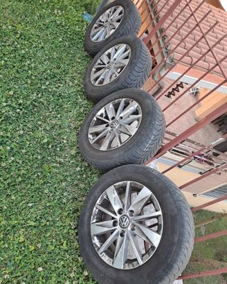 4 Gomme LASSA invernali 205/55/16